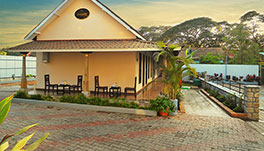 Hotel Sri Arulmuthu Residency - Entrance