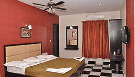 Hotel Sri Arulmuthu Residency - Triple Room-1